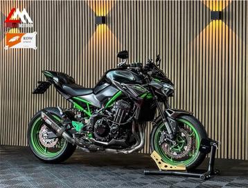 KAWASAKI Z900 PERFORMANCE - TFT SCHERM - Akrapovic beschikbaar voor biedingen