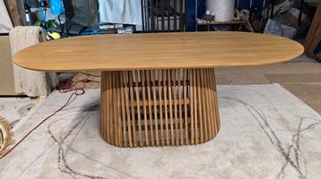 TUINTAFEL  beschikbaar voor biedingen