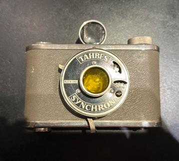 Vintage Tahbes Synchroma Camera met leren tas beschikbaar voor biedingen