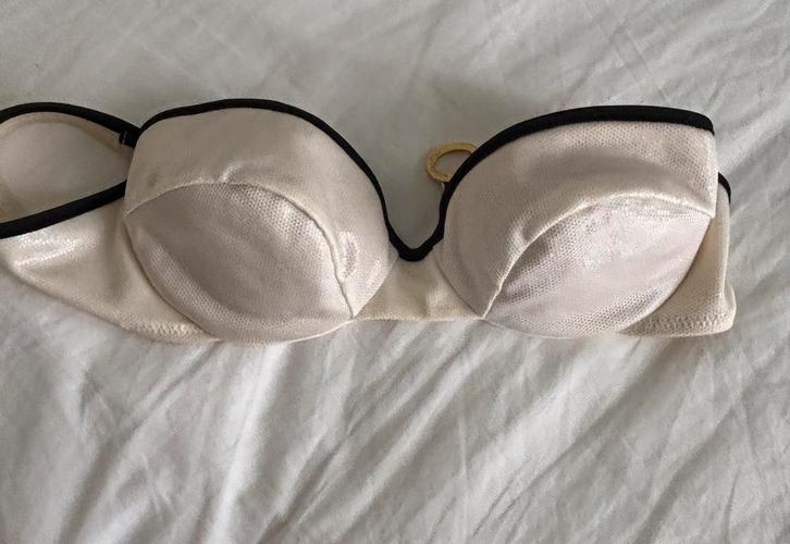 Christian Dior bikini top, Kleding | Dames, Badmode en Zwemkleding, Nieuw, Bikini, Wit, Ophalen of Verzenden