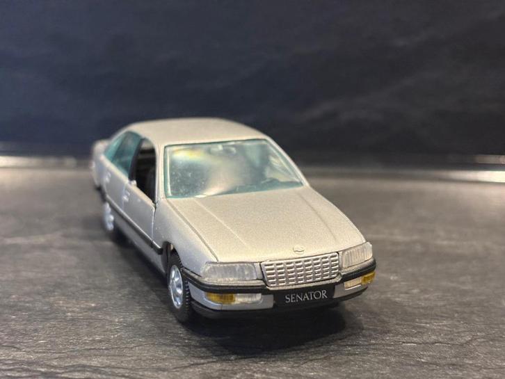 Opel Senator 4 deurs | GAMA | Mint, Hobby en Vrije tijd, Modelauto's | 1:43, Nieuw, Auto, Overige merken, Ophalen of Verzenden