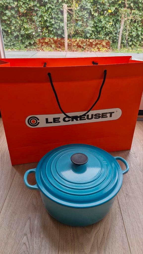 Le Creuset braadpan rond in geëmailleerd gietijzer 5.3L, Huis en Inrichting, Keuken | Potten en Pannen, Zo goed als nieuw, Koekenpan of Braadpan