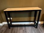 Sidetable zwart metaal met houten plank, Huis en Inrichting, Tafels | Sidetables, Ophalen, 100 tot 150 cm, Zo goed als nieuw, Metaal
