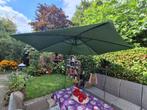 Groene zweefparasol 3x3, Ophalen, Verstelbaar, 3 tot 4 meter, Zweefparasol