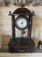Antieke Pendule Klok met Lade, Antiek en Kunst, Antiek | Klokken, Ophalen of Verzenden
