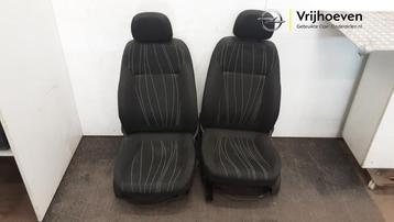 Bekleding Set (compleet) van een Opel Corsa (Corsa D 07-) beschikbaar voor biedingen