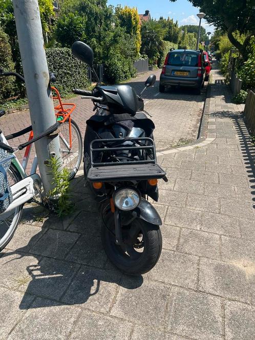 KYMCO Agility Carry – 15.800 km – met nieuwe accu, Fietsen en Brommers, Scooters | Overige merken, Gebruikt, Ophalen