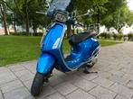 Vespa sprint 125 3vie 2017, Fietsen en Brommers, Snorfietsen en Snorscooters, Ophalen, Zo goed als nieuw, Benzine, Vespa
