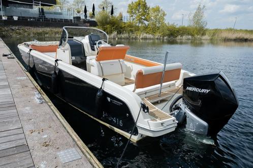 Invictus 240 fx (bj 2020), Watersport en Boten, Speedboten, Gebruikt, 6 meter of meer, Benzine, 200 pk of meer, Polyester