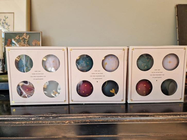 Zusss Kerstballen - Nieuw in Doos (3 sets) en 2 losse, Huis en Inrichting, Woonaccessoires | Kandelaars en Kaarsen, Nieuw, Minder dan 25 cm