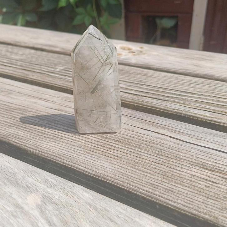 Kwarts Toren met Groene Toermalijn - Uniek!, Verzamelen, Mineralen en Fossielen, Ophalen of Verzenden