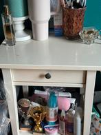 Kkea hermnes nachtkasje, Huis en Inrichting, Tafels | Sidetables, 50 tot 100 cm, Ophalen of Verzenden, Zo goed als nieuw, 25 tot 50 cm