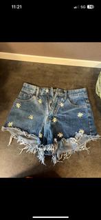 Korte jeans short spijkerbroek, Blauw, Ophalen of Verzenden, Zo goed als nieuw, W27 (confectie 34) of kleiner