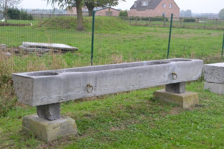antieke arduinen paardentrog van 2m90, Tuin en Terras, Bloembakken en Plantenbakken, Gebruikt, Steen, Tuin, Minder dan 30 cm, Rond