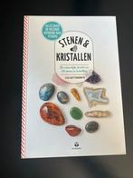Stenen & Kristallen - Lisa Butterworth (ZGAN), Ophalen, Zo goed als nieuw, Spiritualiteit algemeen, Achtergrond en Informatie