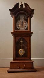 Tafelklok in nieuwstaat, Huis en Inrichting, Ophalen, Zo goed als nieuw, Analoog, Wekker of Tafelklok