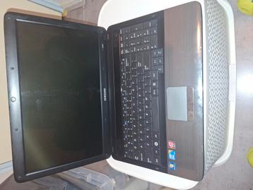 Te Koop Aangeboden Samsung R540 Met Cor i3  beschikbaar voor biedingen