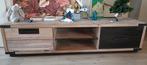 Robuuste houten TV kast met metalen accenten, Ophalen, Gebruikt, 150 tot 200 cm, Minder dan 100 cm