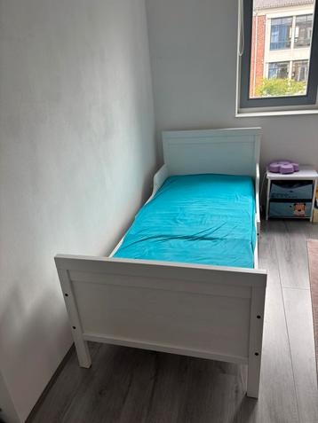 Ikea meegroeibed incl matras beschikbaar voor biedingen
