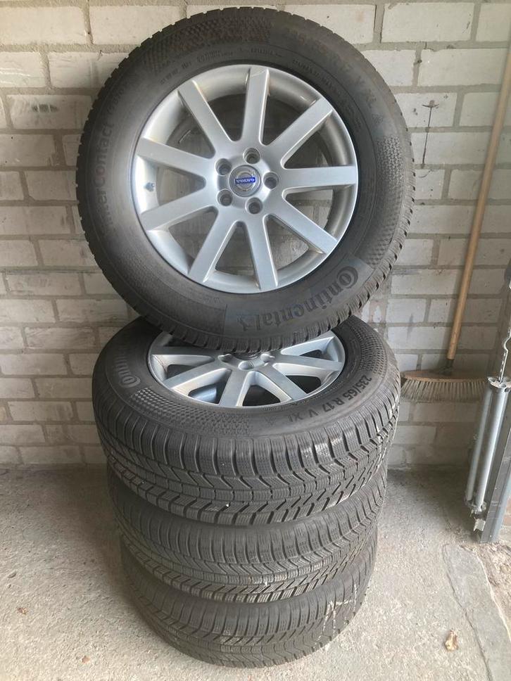 Winterbanden Volvo XC90 “ Aquarius “ Velgen 7,5 MM!, Auto-onderdelen, Banden en Velgen, Banden en Velgen, Winterbanden, 17 inch
