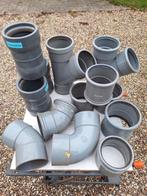 Pvc leiding/afvoerhulpstukkenen, Doe-het-zelf en Verbouw, Buizen en Afvoer, Afvoer, Pvc, Ophalen of Verzenden, Zo goed als nieuw