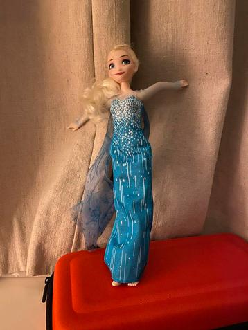 Elsa Barbie - Als Nieuw! beschikbaar voor biedingen