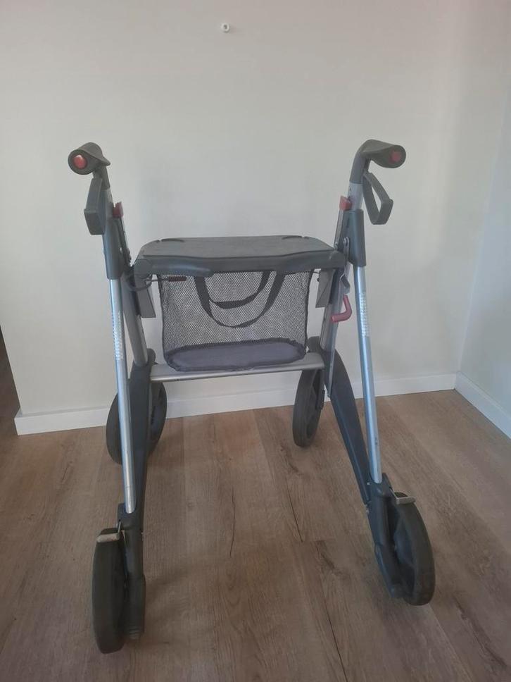Rollator Active (ANWB), Diversen, Rollators, Lichtgewicht, Ophalen