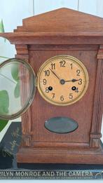 Antiek klokje in eiken kast, Art Deco style, klok, vintage, Antiek en Kunst, Antiek | Klokken, Ophalen of Verzenden