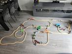 Brio treinbaan met veel uitbreidingen, Kinderen en Baby's, Speelgoed | Houten speelgoed, Overige typen, Zo goed als nieuw, Ophalen