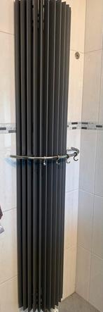 Mooie design radiator met handdoekrek, Ophalen, Radiator, Minder dan 60 cm, Zo goed als nieuw