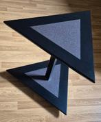 Driehoek bijzettafeltje - uniek design, Ophalen, Gebruikt, Hout, Modern