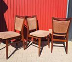 Vintage (retro) eetkamerstoelen drie stuks teakhout 1960s, Ophalen, Huis en Inrichting