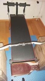 Fitness/gym met halters, gewichten, bank en optrekstang, Ophalen of Verzenden, Zo goed als nieuw, Benen, Fitnessbank