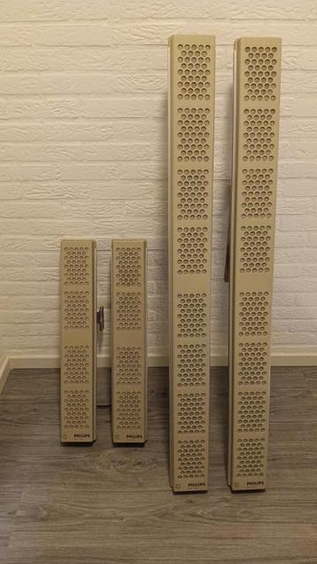 Philips kolom luidsprekers. beschikbaar voor biedingen