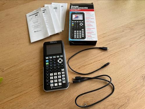 Texas TI-84 CE-T Python Edition ( in bijna nieuwstaat!), Diversen, Rekenmachines, Zo goed als nieuw, Ophalen of Verzenden