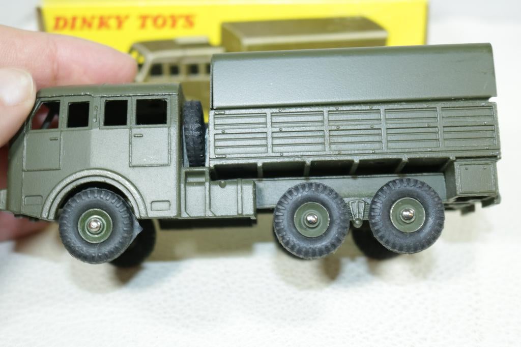 Ancien Camion Militaire Berliet Tout-terrain Dinky Toys FR 1/43 – Réf 818