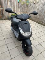 Scooter Peugeot opknapper, Fietsen en Brommers, Scooters | Peugeot, Benzine, Overige modellen, Maximaal 45 km/u, Gebruikt