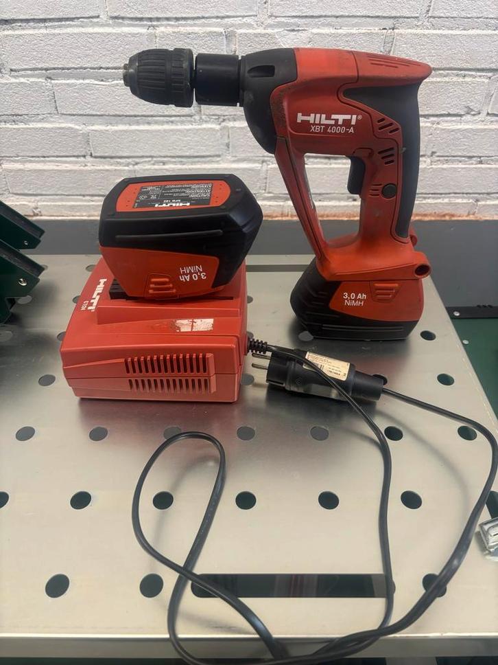Hilti XBT-4000-A Accuboormachine, Doe-het-zelf en Verbouw, Gereedschap | Boormachines, Gebruikt, Boormachine, Minder dan 400 watt