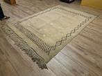 Supermooi hoogpolig kissaria tapijt uit Marokko, Ophalen, Gebruikt, Beige, 150 tot 200 cm
