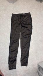 Joggings broek geruit 164, Kinderen en Baby's, Kinderkleding | Maat 164, Broek, Ophalen of Verzenden, Zo goed als nieuw, Unlocked