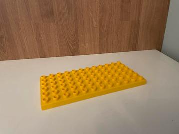 Duplo bouwplaat 6x12 geel beschikbaar voor biedingen