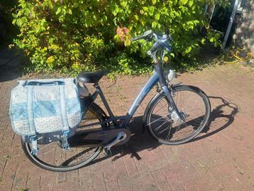 Elekrtische dames fiets beschikbaar voor biedingen