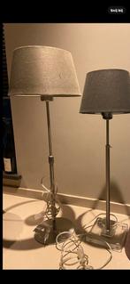 2 Linnen lampenkapjes met 2 lampenvoeten chroom, Grijs, Rond, Zo goed als nieuw, Ophalen