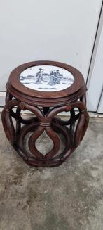 Antieke Chinese Drumkruk / Bijzettafel met Porseleinen Blad, Antiek en Kunst, Antiek | Meubels | Stoelen en Banken, Ophalen