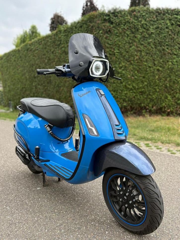 Vespa Sprint 2021 80cc, Fietsen en Brommers, Scooters | Vespa, Zo goed als nieuw, Overige modellen, Benzine, Ophalen
