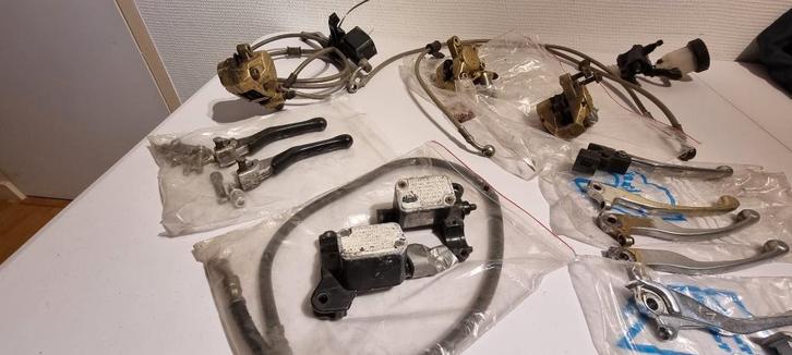 Rempomp, remklauw, remleidingen Aerox, Neos enz.., Fietsen en Brommers, Brommeronderdelen | Scooters, Gebruikt, Yamaha, Overige typen