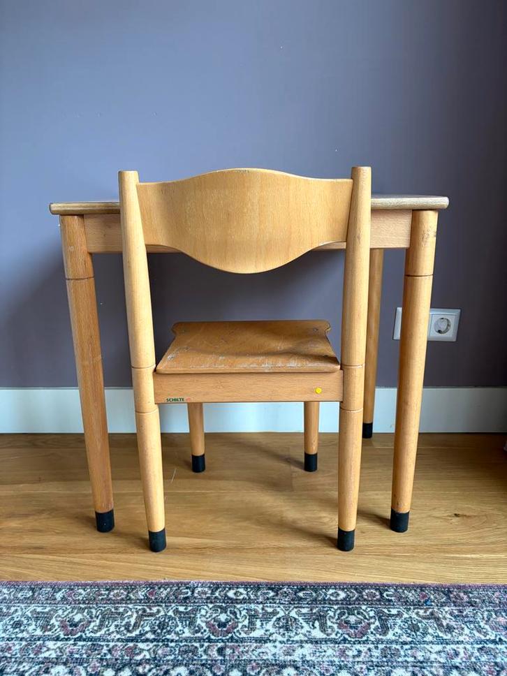 Houten Kinderbureau met Stoel, Kinderen en Baby's, Kinderkamer | Tafels en Stoelen, Gebruikt, Tafel(s) en Stoel(en), Ophalen