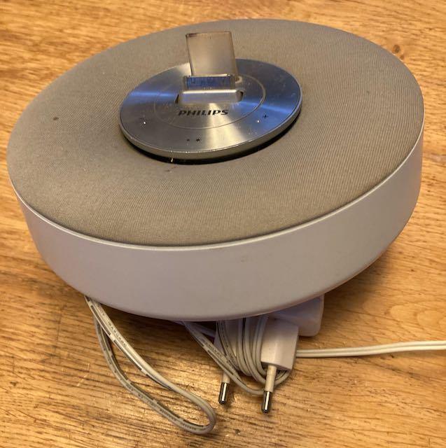 docking station- luidspreker Philips, Computers en Software, Dockingstations, Gebruikt, Docking station, Telefoon, Ophalen of Verzenden