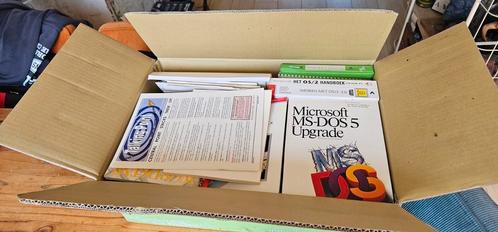 Computer Handboeken en Handleidingen - Vintage, Boeken, Informatica en Computer, Gelezen, Software, Ophalen