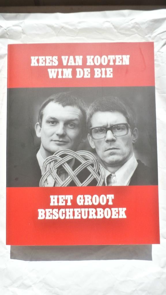 Het groot bescheurboek - Kees van Kooten + Wim de Bie - 20,-, Boeken, Humor, Ophalen of Verzenden, Nieuw, Van Kooten de Bie, Moppen